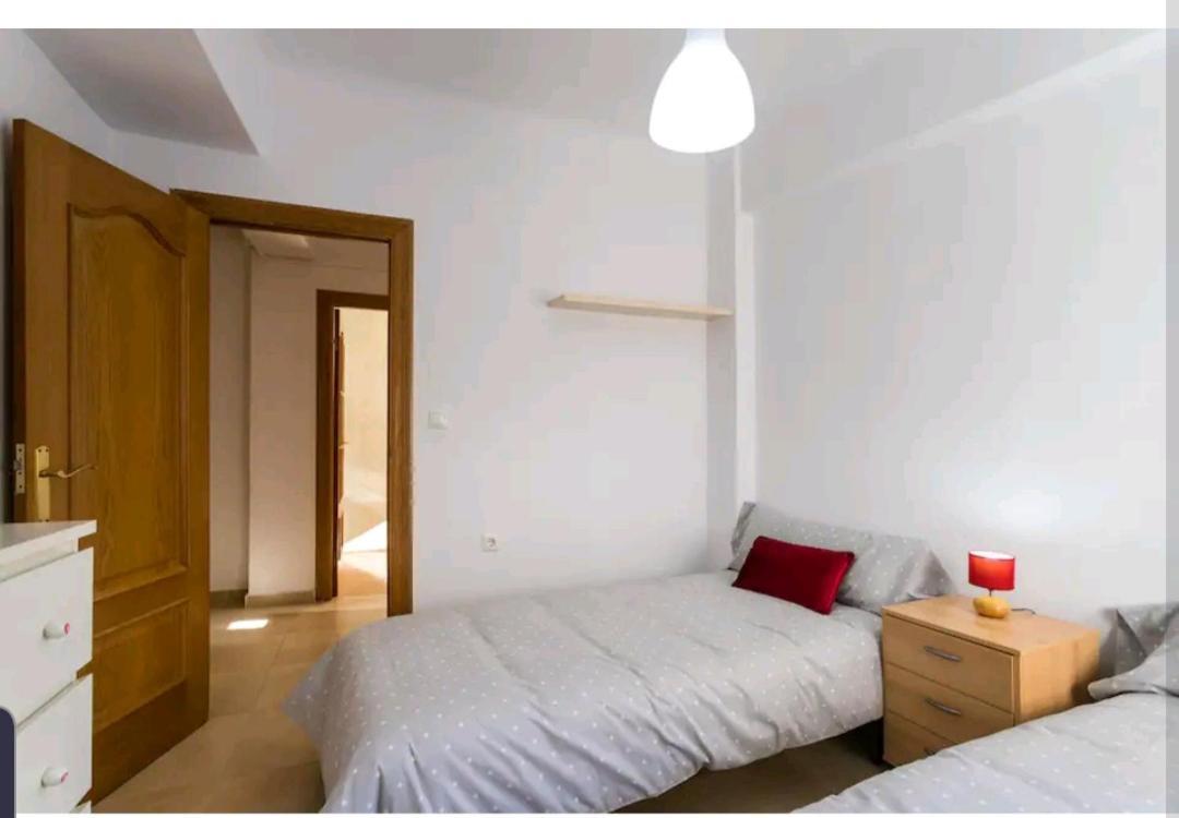 Apartamento Coqueto A Un Minuto De La Explanada Alicante Exteriör bild